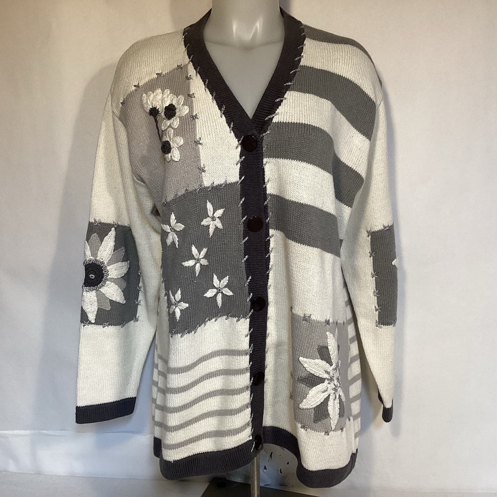 Storybook Knits Floral Cardigan Sweater Women’s size Large